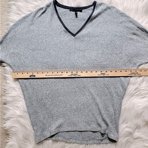 WHBM Oversized Pullover Sweater - Picture 9 of 10